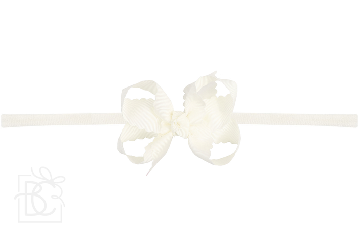 1/4" Nylon Stretchy Headband w/ Scalloped Edge Bow (Multiple Colors) - Wee Bee Baby Boutique