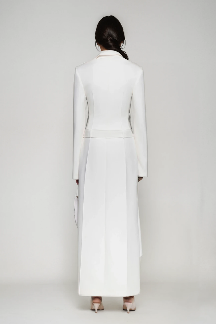 Dubravka Deconstruct Lapel Coat In White