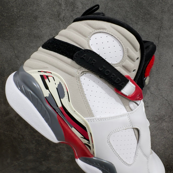 Jordan 8 Retro Bugs Bunny