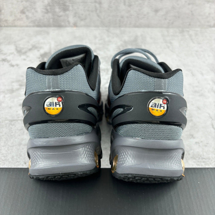 Nike Air Max DN8 Grey Orange Lava