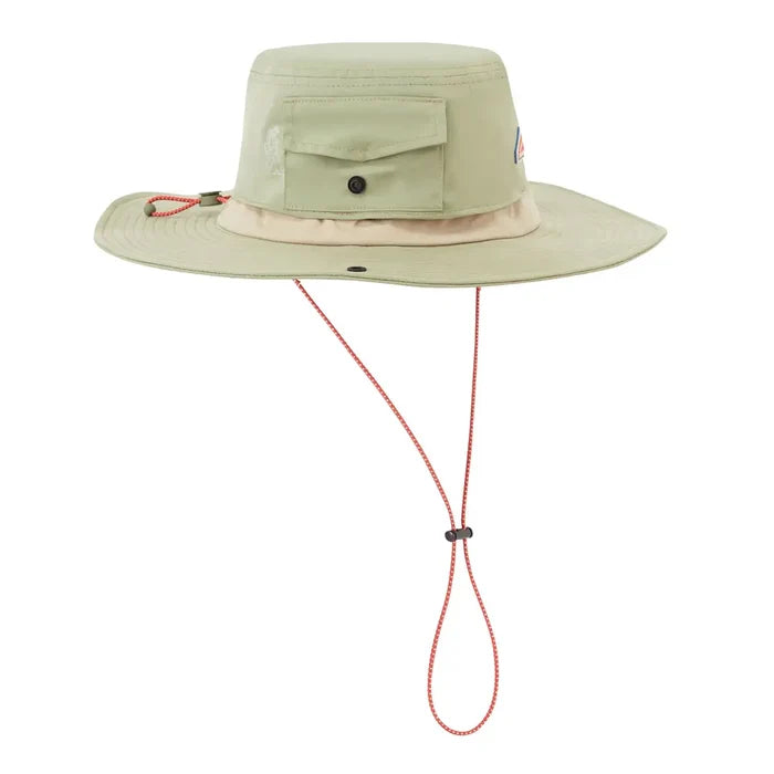 Side view of Sealskinz Bramerton waterproof Boonie hat in green colour showing the adjustable lanyard and the small security pocket