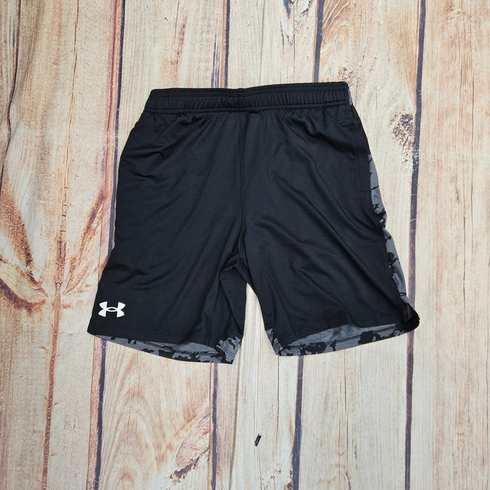 UA BOYS TECH VENT PRINTV BLCKD SHORTS 1390022