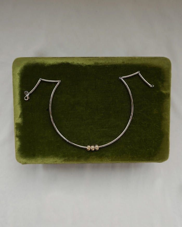 Hayes Collar Pendant Necklace - Mod + Jo
