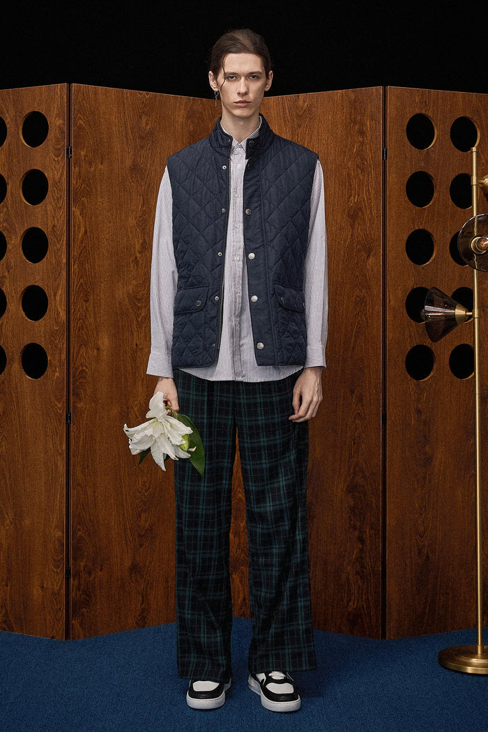 Classic Barn Lightweight Vest #color_navy