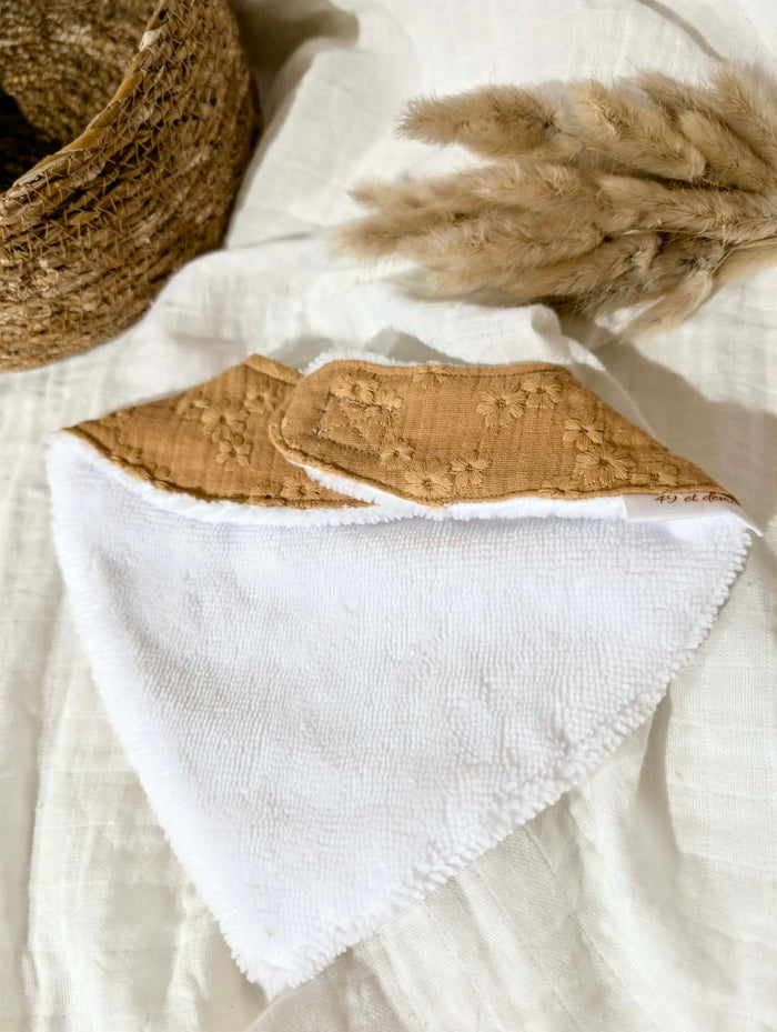 Bavoir bandana | Brodé camel