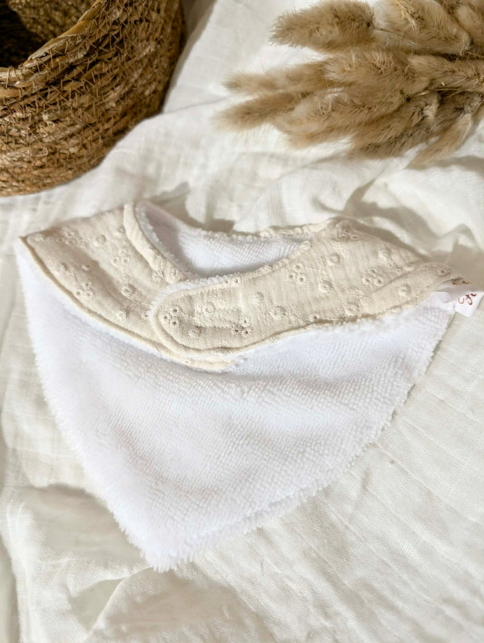 Bavoir bandana | Brodé écru