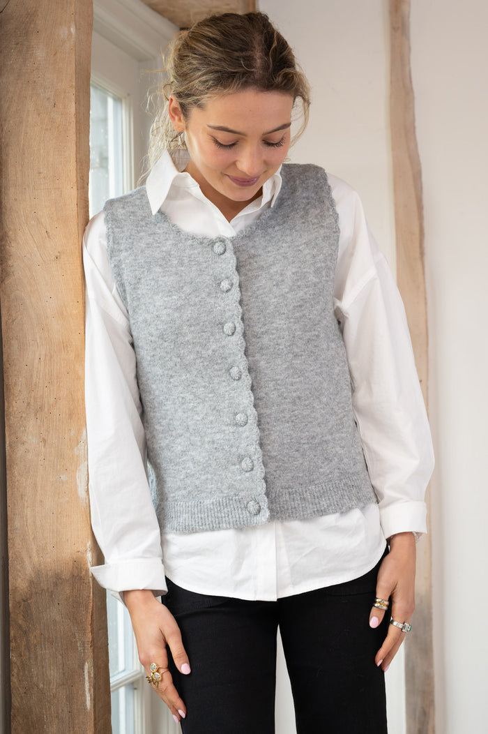Betsy Gilet