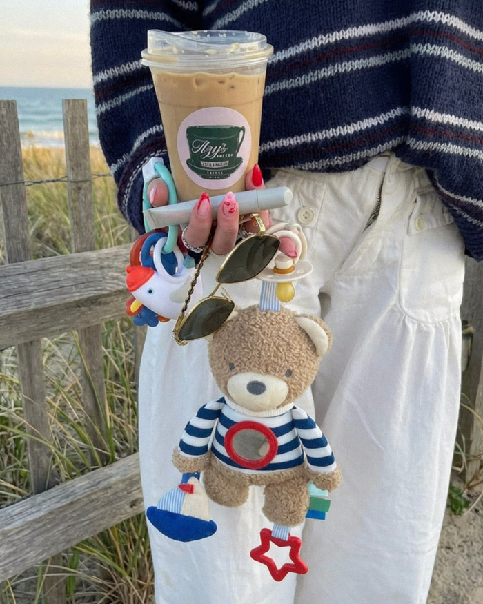 Bitzy Traveler - Bear - Wee Bee Baby Boutique