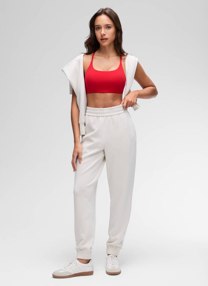 CRZ YOGA Women's Butterluxe Yoga Scoop Neck Twist Cross Back Sport Bra Aurora Red