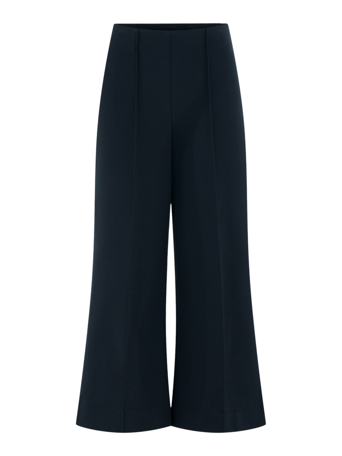 Cropped Piper