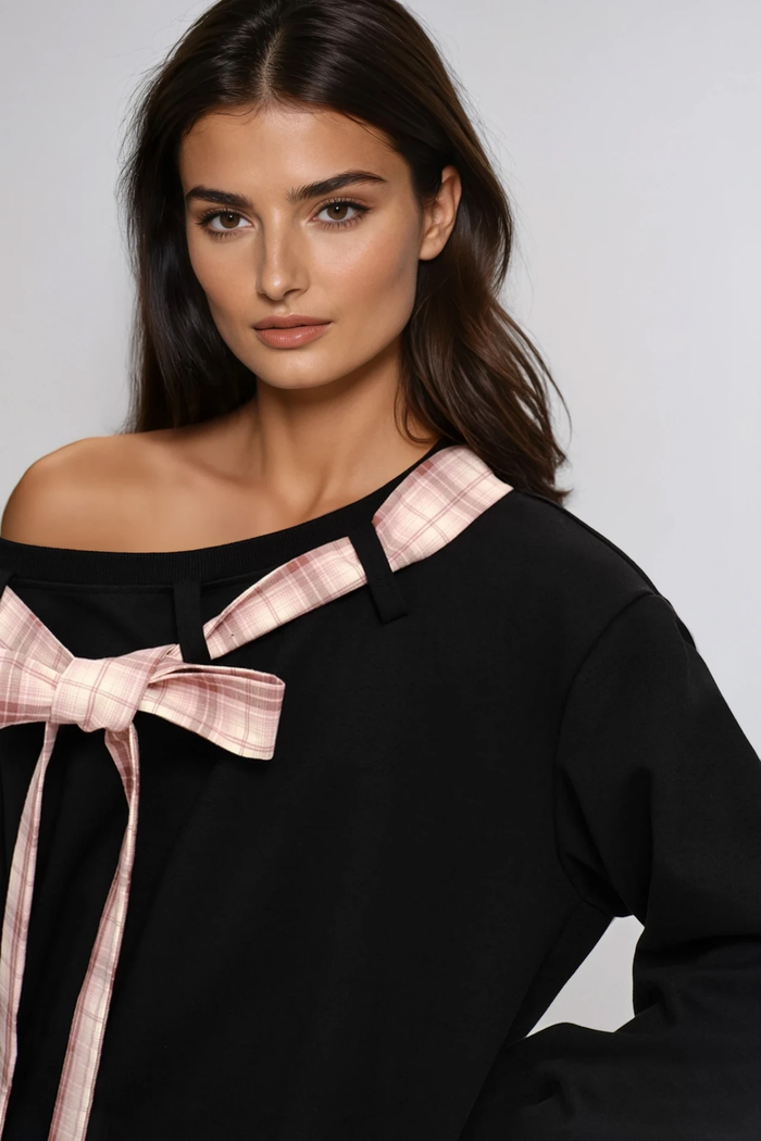 Derrick Asymmetric Bow Grid Top In Black