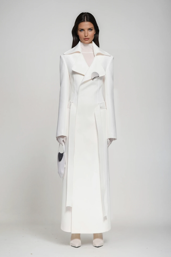 Dubravka Deconstruct Lapel Coat In White