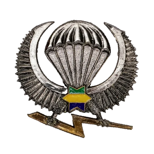 Gabonese Army Parachute Wings Badge - Army & Outdoors - Flags, Badges & Insignia