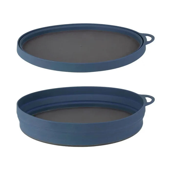 Two shots of Lifeventure Ellipse Collapsible Plate in colour navy showing it collapsed and expanded