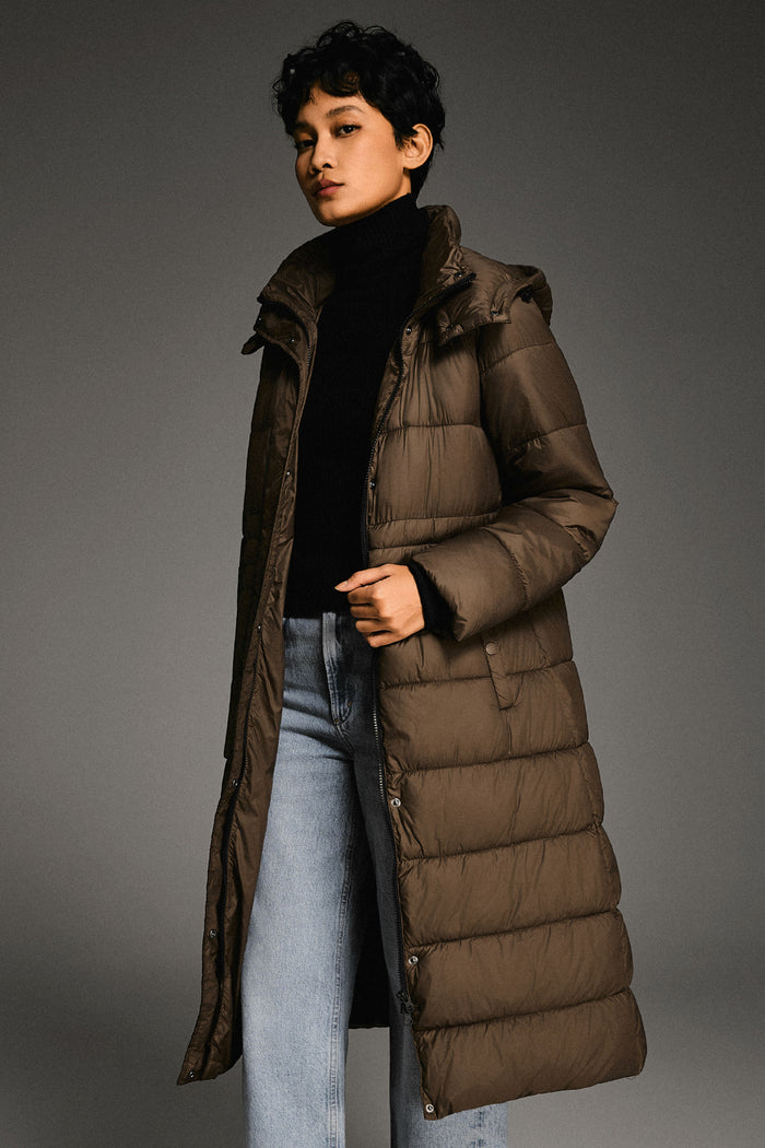 Orolay Long Hooded Quilted Puffer Jacket #color_coffee