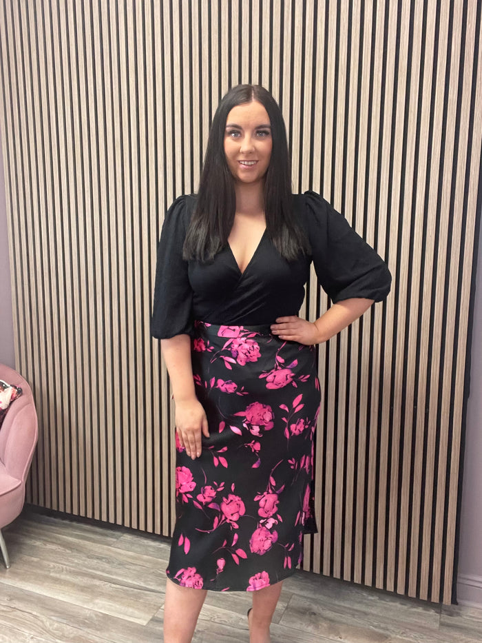 LOTUS SKIRT (PINK ON BLACK FLORAL)
