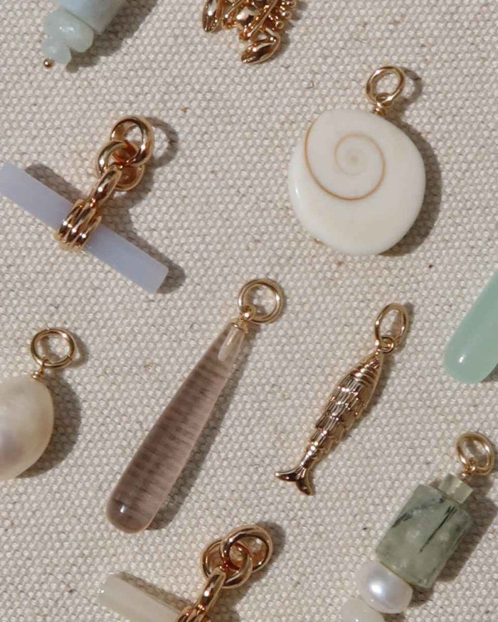 Luca Shiva Shell Charm
