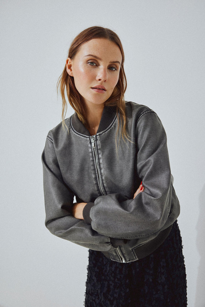 MACKA WASHED BOMBER JACKET (GREY)d