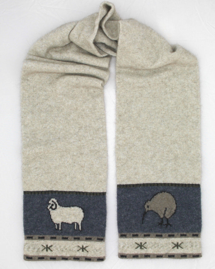 Merinosilk Kiwi & Sheep Scarf - Kapeka