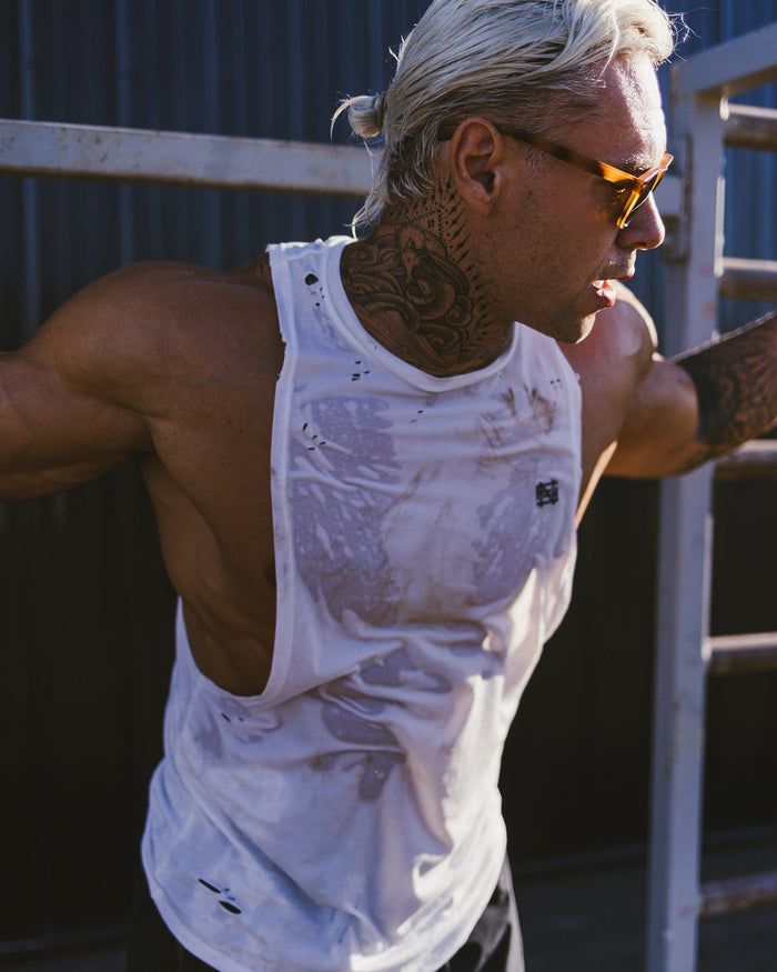 MOTO DISTRESSED BRO TANK - WHITE