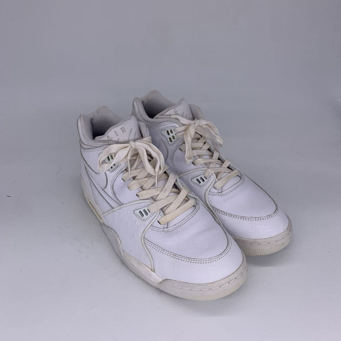Nike Air Flight 89 LE QS Sneakers