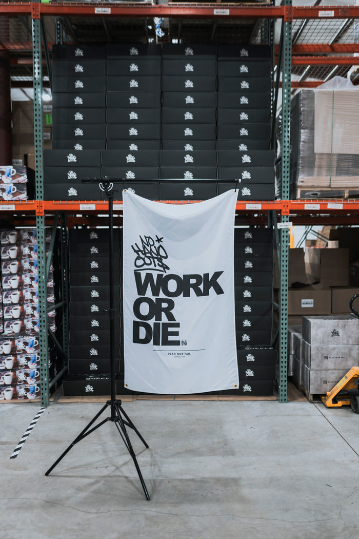NO HANDOUTS FLAG