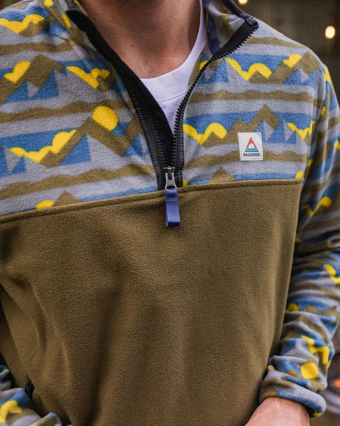 Passenger Men's Set Off 1/4 Zip Fleece