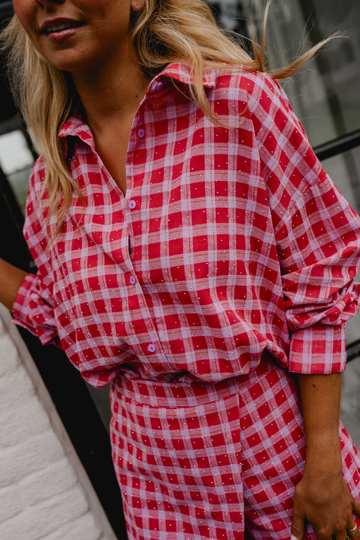 Red and Pink Plaid Dicki Shirt classic shirt collar detail