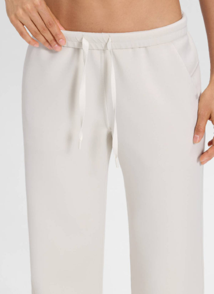 CRZ YOGA Women's SoftAura Casual High Rise Pocket Sweatpant 32" Milky White