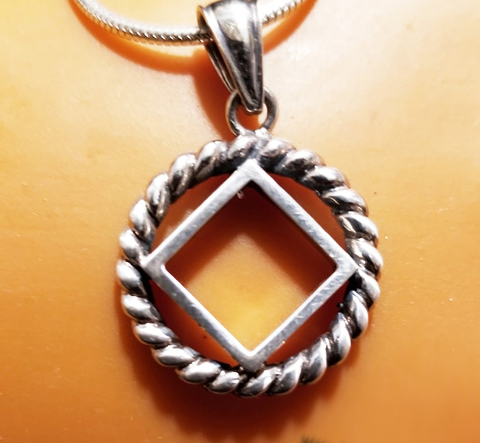 NA TWISTED SILVER SERVICE SYMBOL