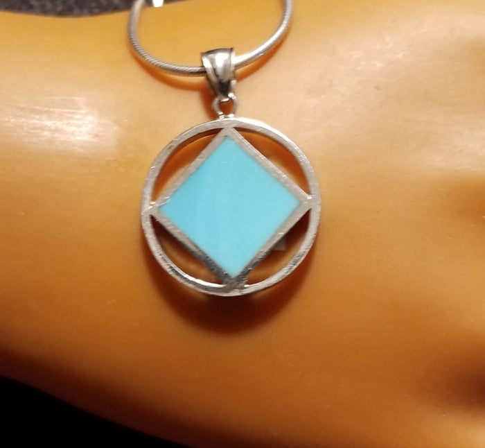 NA MEDIUM SIZE SILVER & BLUE PENDANT - NAWEARS