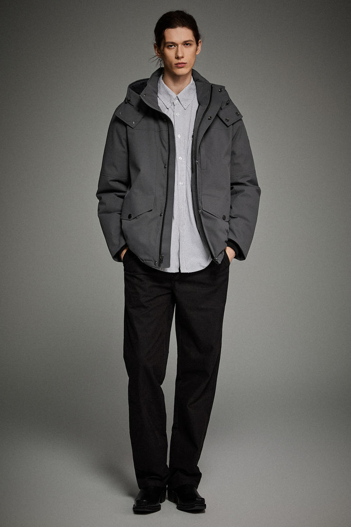 Gray / S