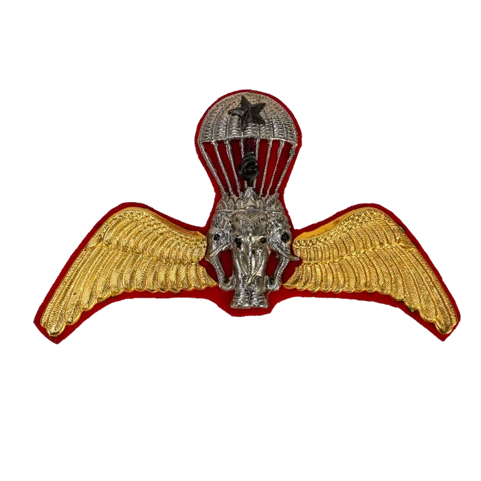 Thai Army Advance Parachutist Badge - Army & Outdoors - Flags, Badges & Insignia
