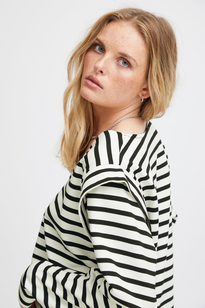 TIRA STRIPE TOP (BLACK/WHITE)