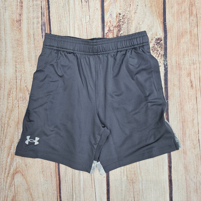 UA BOYS TECH VENT PRINTV BLCKD SHORTS 1390022