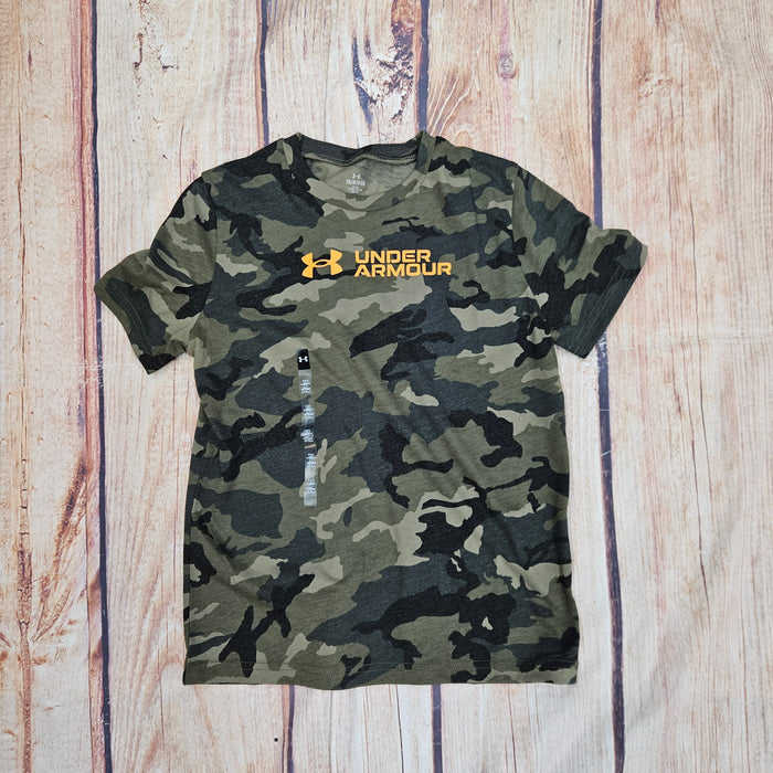 UNDER ARMOUR BOYS AOP CAMO SS-GRN 6000258
