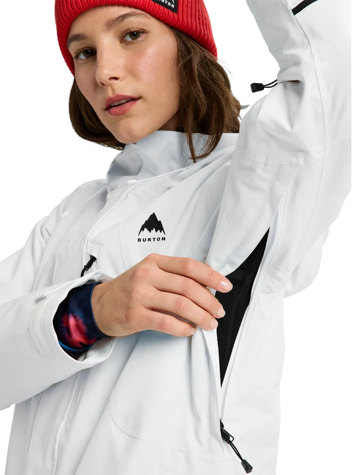 Product image of Women's Burton Reserve 2L Insulated Stretch Jacket[Variant:Stout White]