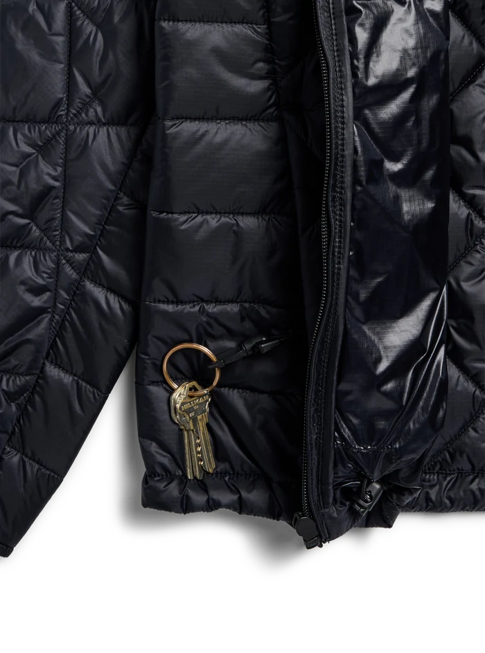 Product image of Women's Burton Reserve Midweight Synthetic Jacket[Variant:True Black]