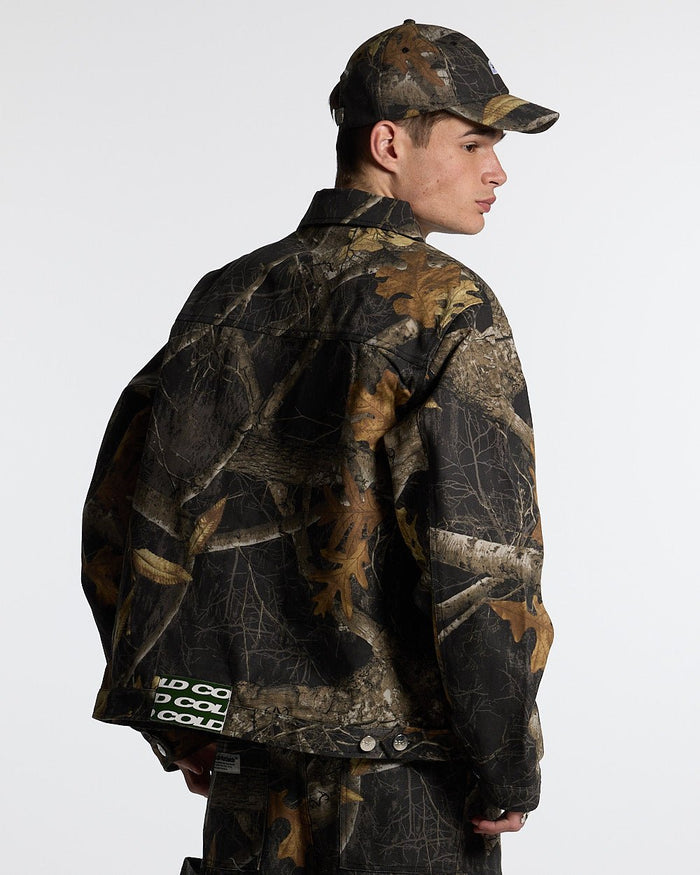 WORK ZIP JACKET REALTREE BLACK - black realtree camo work jacket, back view on male model - Cold Culture #man