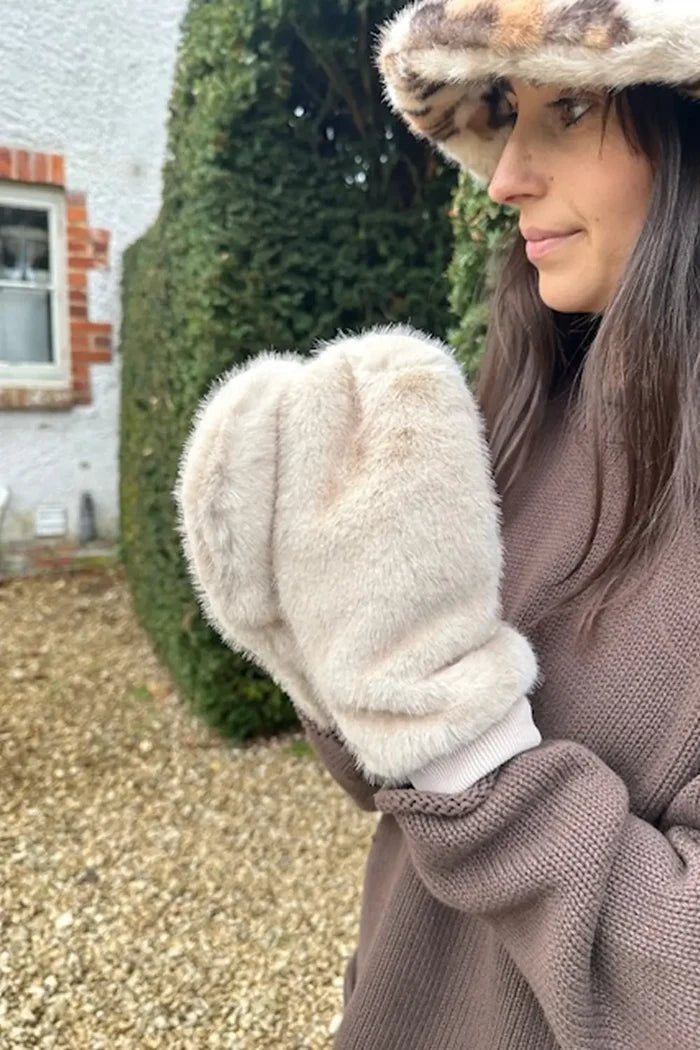 Zilly Mittens